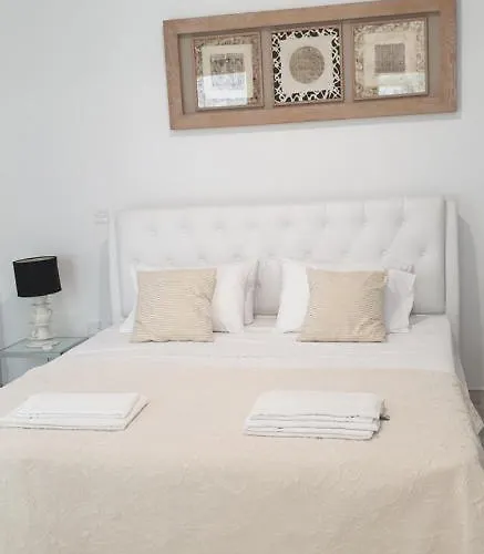 Chrystalleni Πρωταράς